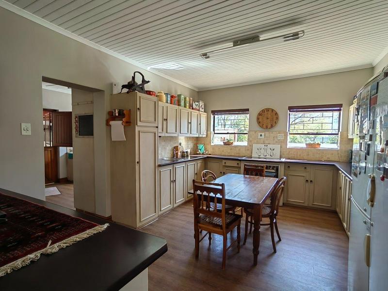 5 Bedroom Property for Sale in Prince Alfred Hamlet Western Cape